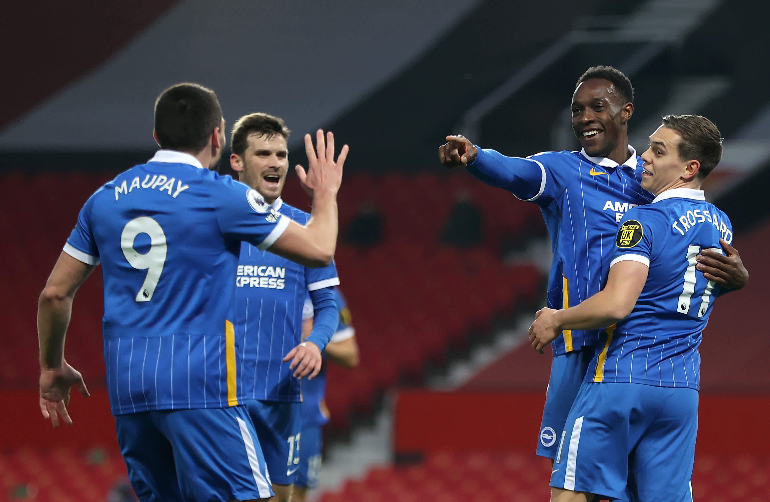 更是更衣室 更是更衣室